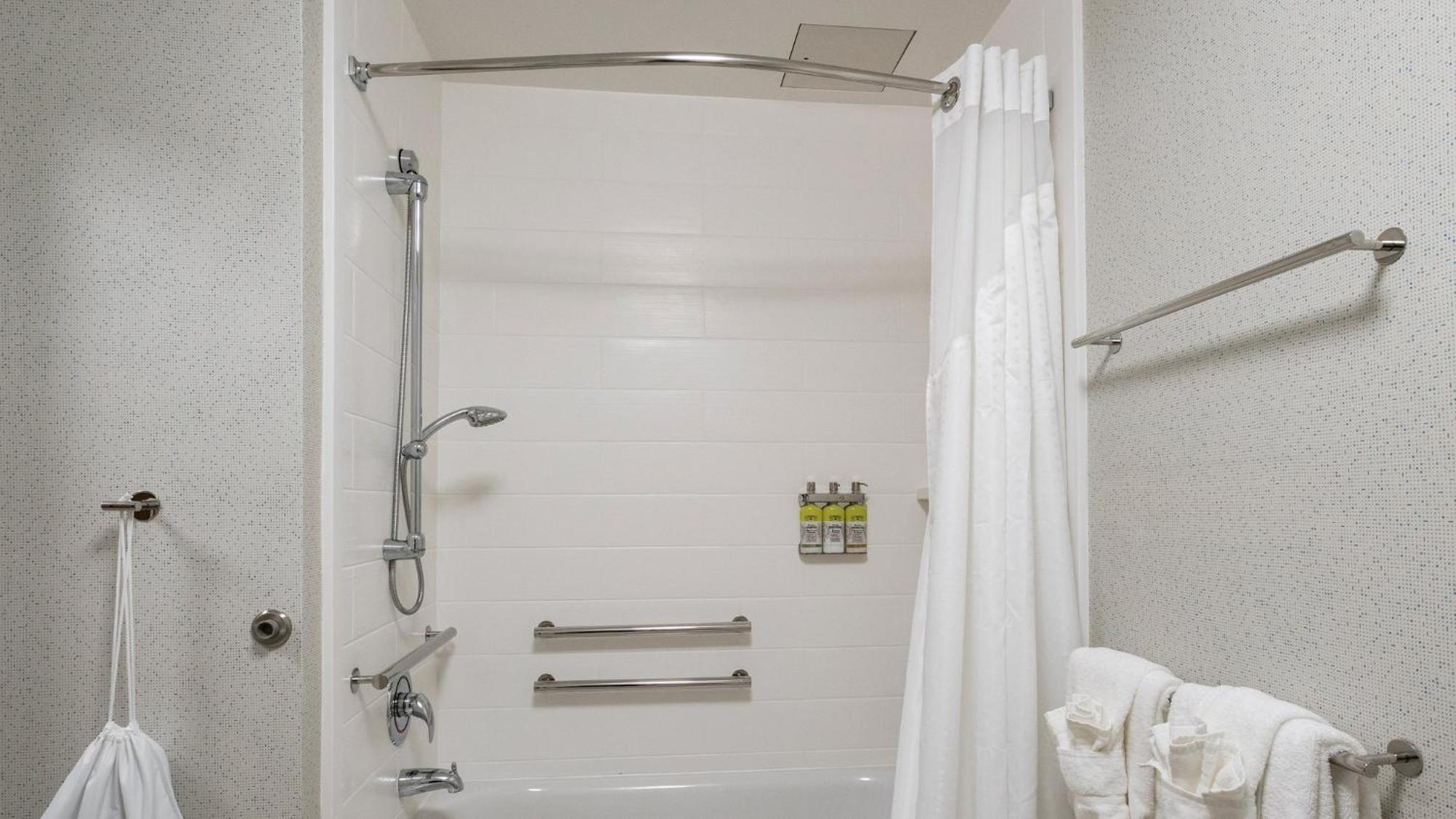 Holiday Inn Express & Suites Racine By Ihg Экстерьер фото