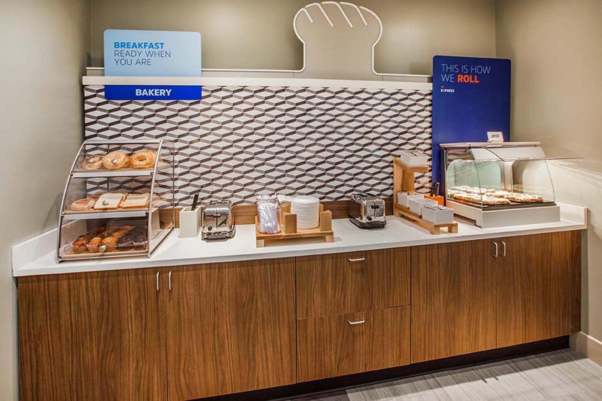 Holiday Inn Express & Suites Racine By Ihg Экстерьер фото